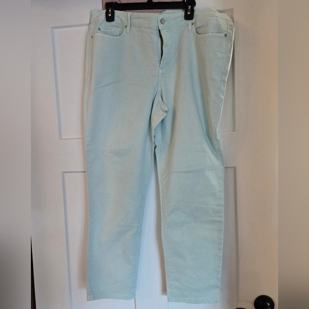NYDJ Light Green Cropped Jeans